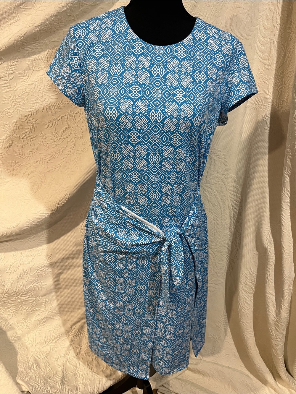 J McLaughlin Blue Geometric Tie-Waist Dress,‎ size medium
